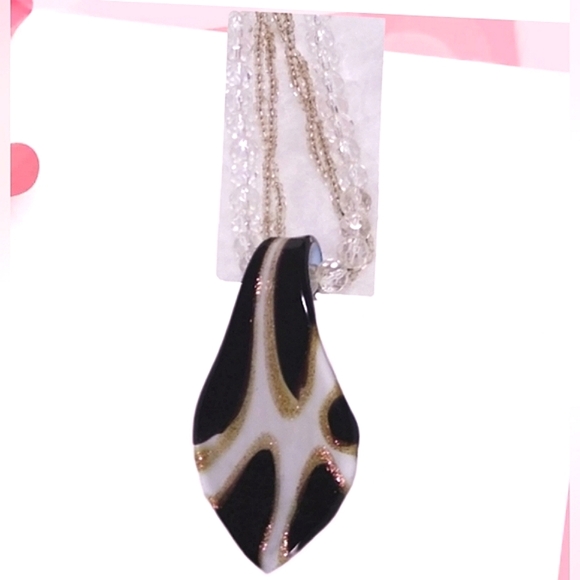 Murano Glass Pendant on Beaded Necklace Chains - Picture 2 of 10